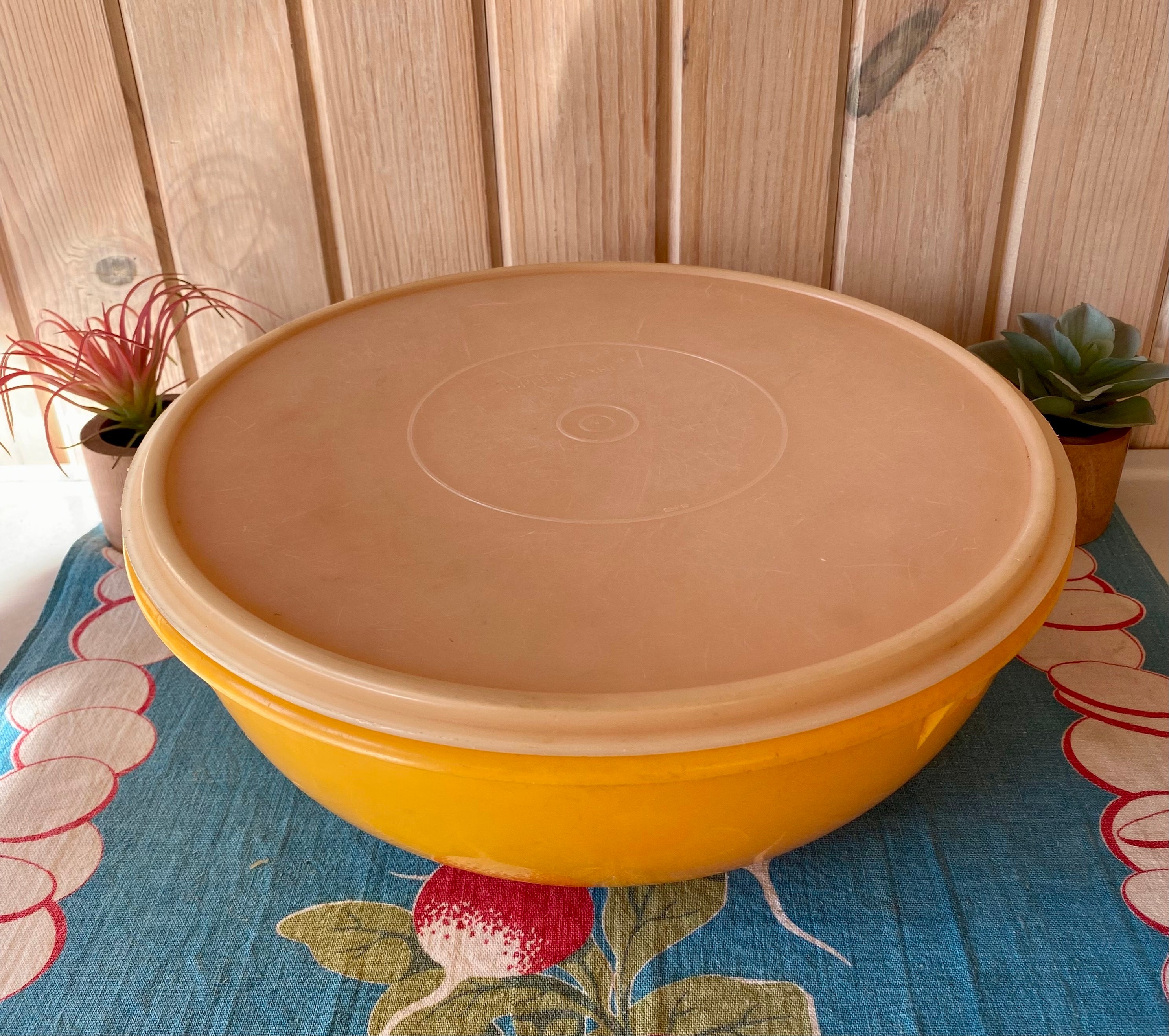 60s Large Tupperware Bowl With Lid 224 9 Yellow Fix and Mix 