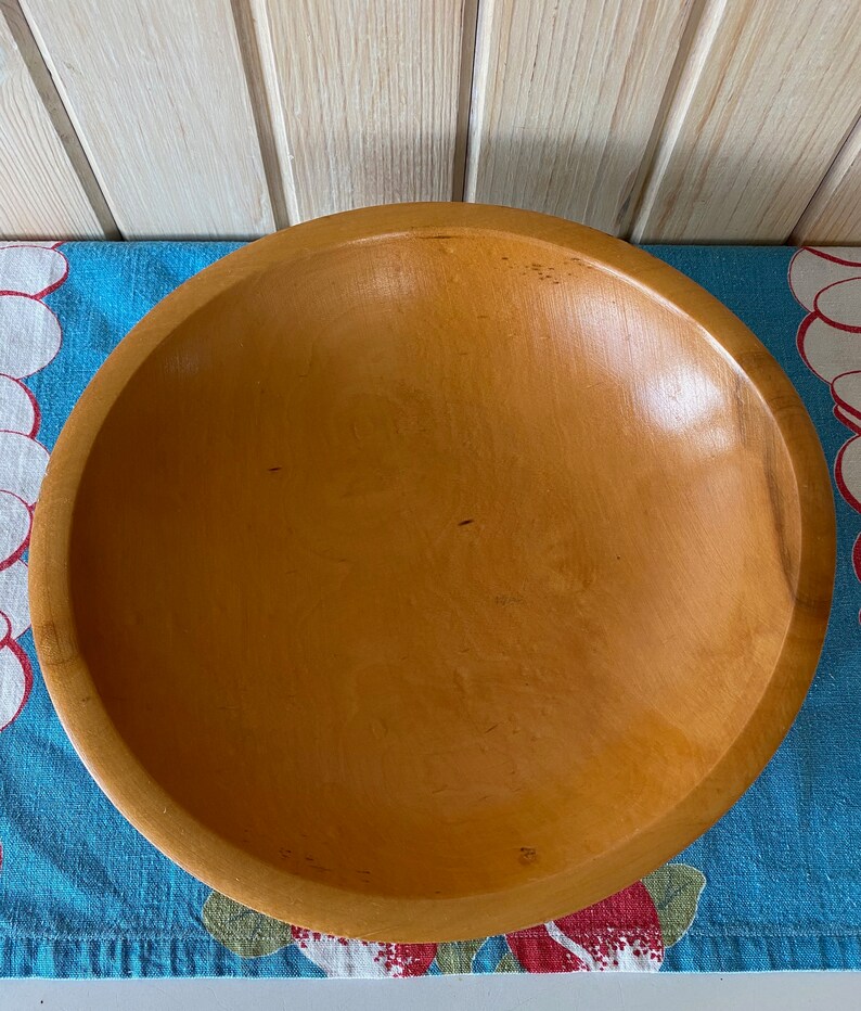 1940s Munising Footed Wood Bowl Footed Wood Fruit Bowl Farmhouse Kitchen Large 11 Maple Salad Bowl Rustic Wooden Bowl Dough Bowl
