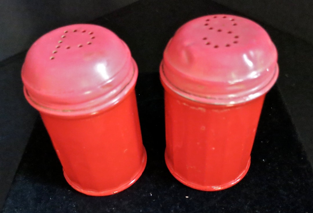 FREE SHIPPING Vintage Gemco Red Glass Salt and Pepper Shakers, RED