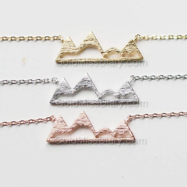 Gold Mountain Top Necklace, Dainty Mountain Pendant Necklace, Snowy Mountain Top Necklace, Mountain Charm, Nature Jewelry, gift ideas