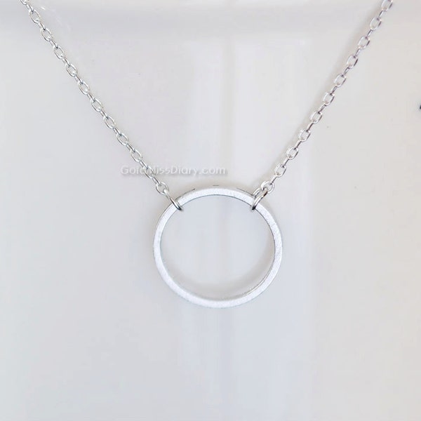 silver Circle karma Necklace / dainty circle Necklace, Eternity, Sterling Silver, Delicate Chain / Dainty Circle Outline