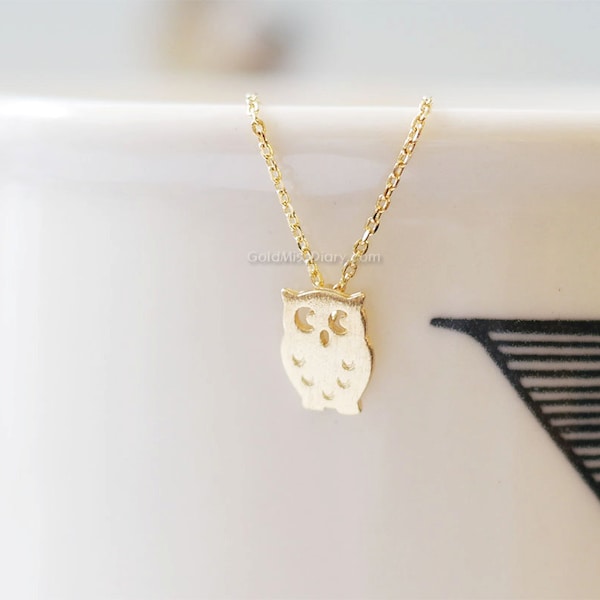 tiny Gold owl necklace, tiny owl necklace Gold, simple necklace, dainty, cute, animal necklace, necklace for women, birthday gift.