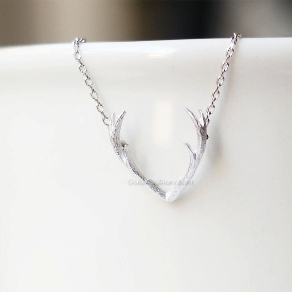 Antler Necklace, silver Antler Necklace, Delicate Antler Necklace, Deer Necklace, Horn Necklace, Rustic Necklace, gift ideas, birthday gift