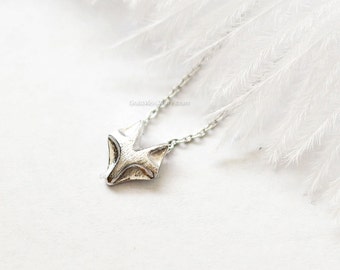 tiny silver Fox necklace, fox necklace, dainty, everyday necklace, birthday, wedding, bridesmaid gifts, necklaces for women, gift ideas