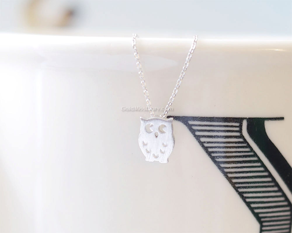tiny Silver owl necklace, tiny owl necklace silver, simple necklace, dainty, cute, animal necklace, 