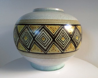 Large Alvino Bagni For Raymor Diamond Pattern Vase