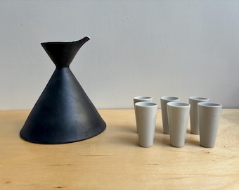 Kenji Fujita Porcelain Sake Carafe And Six Sake Cups Set For Freeman Lederman