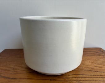 1960’s Gainey Ceramics Small Table Top/Floor White Planter