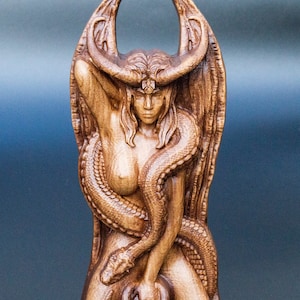 Lilith Wiccan Altar Sumerian Inanna Goddess  Sculpture Wooden Figurine Statue Femme fatale Witch Decor Sumerian