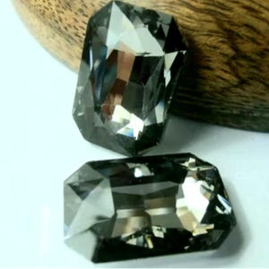 2 pcs - Black Diamond Glass Faceted Cabochon, Rectangular Rhinestones, 18x27mm point back, Fancy cut octagon, Silver foiled stones.