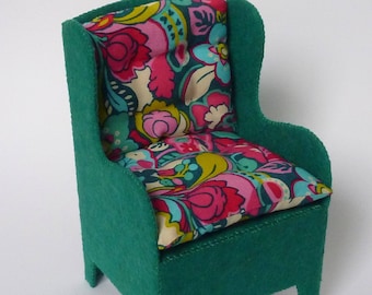 PDF tutorial to make a felt armchair.