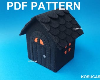 PDF sewing pattern to make a little felt Haunted House.