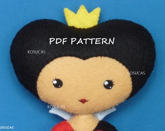 PDF pattern to make a felt Heart Queen.