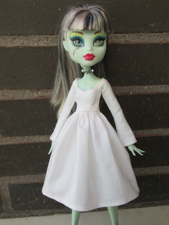 Basic Dresses for Monster High Dolls. - Etsy Norway