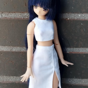 Outfit for Azone dolls.