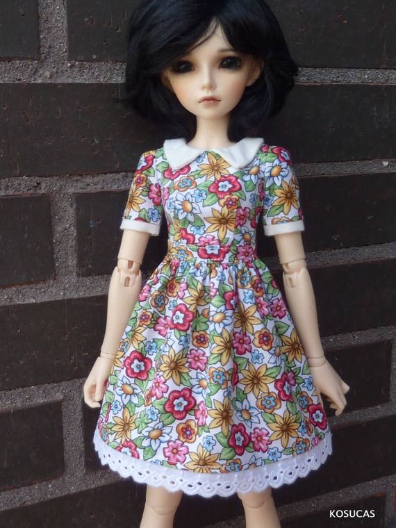 Dress for Minifee dolls.