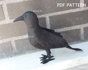 PDF pattern to make a felt crow.