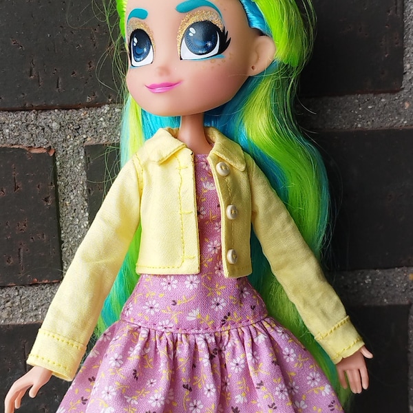 Hairmazing dolls jacket and dress, MH-G3 medium size. .
