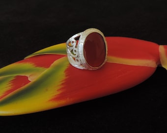 Daphne. Silver ring with Carnelian Agate