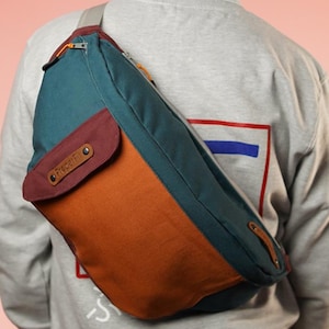 Große Bauchtasche Schnittmuster - DIY Crossbody Gürteltasche mit mehreren Taschen - Printable PDF + Schritt-für-Schritt Video Anleitung