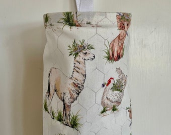Einkaufstütenhalter aus Farm Animal Home Decor Fabric