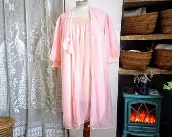 Vintage 60's circa pink negligee set, nightie and dressing gown, size M/L
