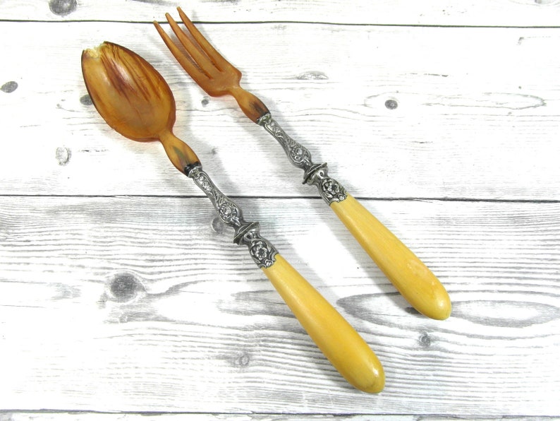 spoon /& fork horn and metal French antique salad serving set