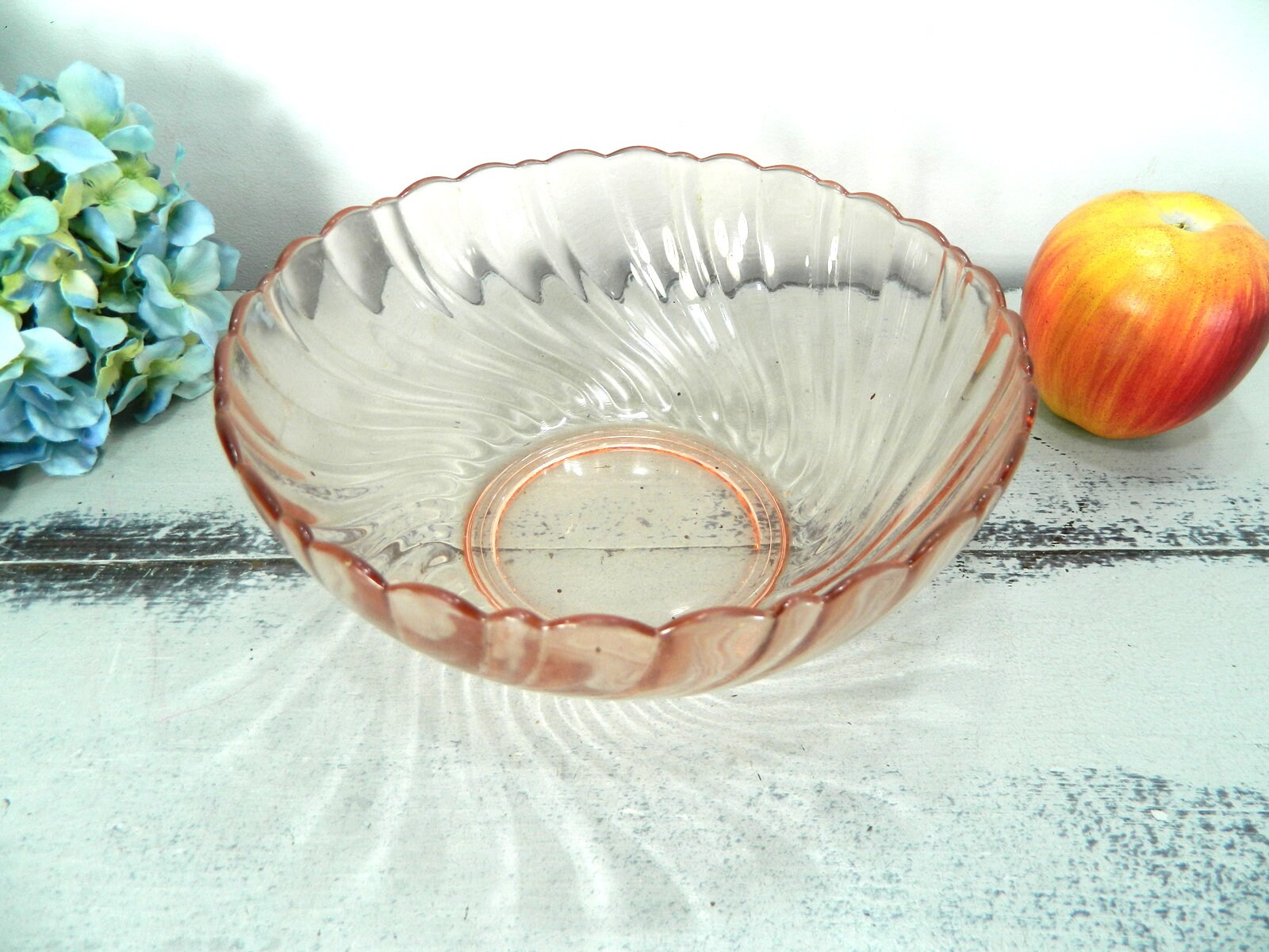 Pink glass salad bowl Arcoroc Rosaline. Etsy