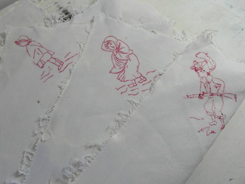 French linens red embroidery 5 linen placemats French country decor French cottage chic. French vintage table linen table napkins