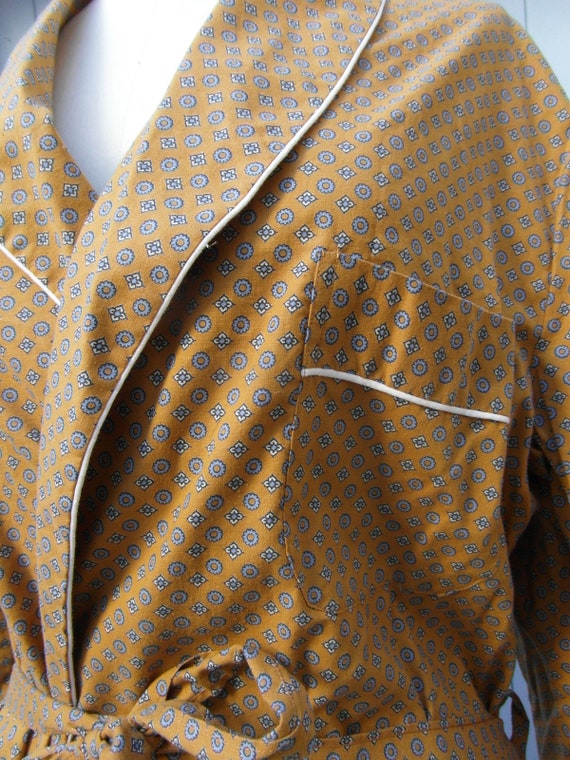 Robe de chambre L, taille L, chambre moutarde, bleu, noir et blanc. Vintage. 4a5be0 Robe de chambre L, taille L, chambre moutarde, bleu, noir et blanc. Vintage. 4a5be0