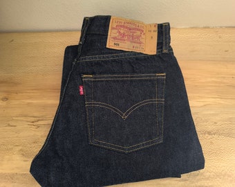 Levis 501, blue, buttoned fly jeans, Levis size W 28 L 34, vintage levis, vintage clothing.