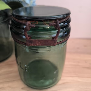 Pair of green glass French canning jars, 1/2 litre, l'Ideale kitchen canister image 8