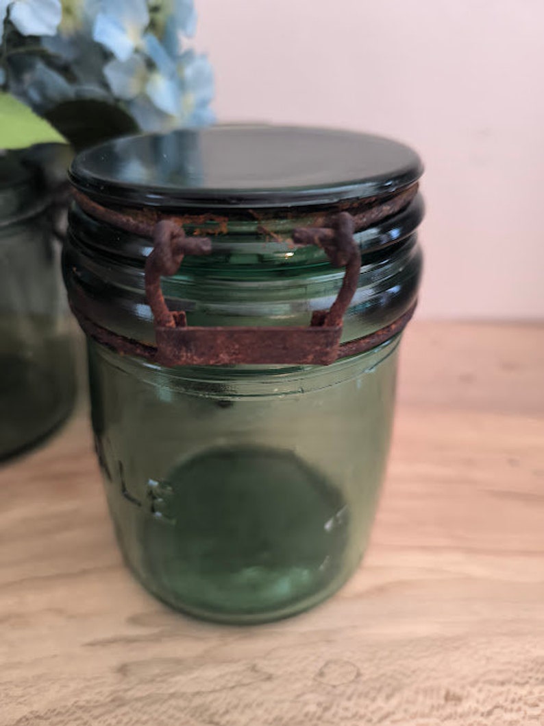 Pair of green glass French canning jars, 1/2 litre, l'Ideale kitchen canister image 8