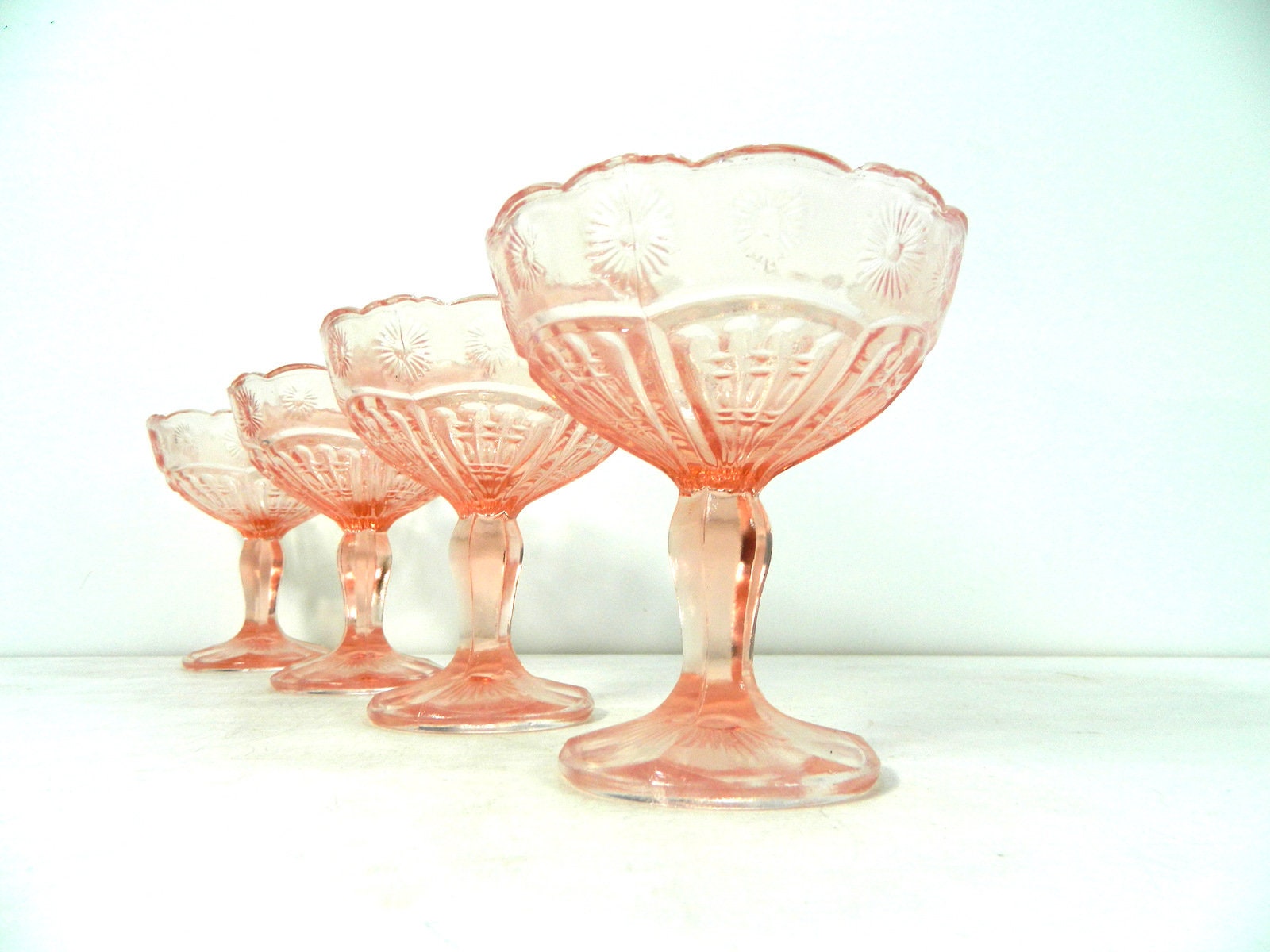 Ensemble de Coupes à Dessert en Verre Rose