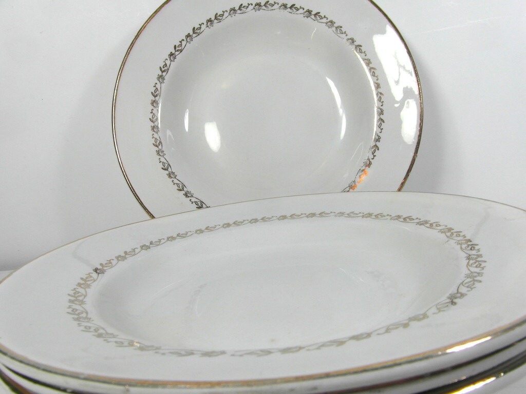 4 Assiettes Creuses de Moulin Des Loups, Orchies.