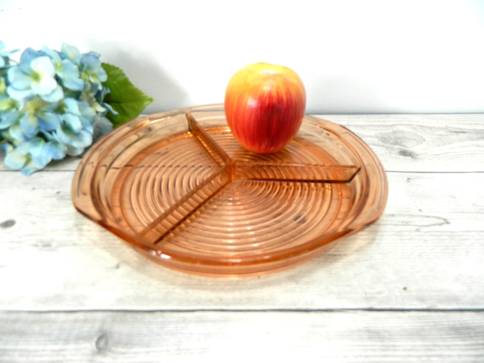 Plateau en Verre Rose, Vintage