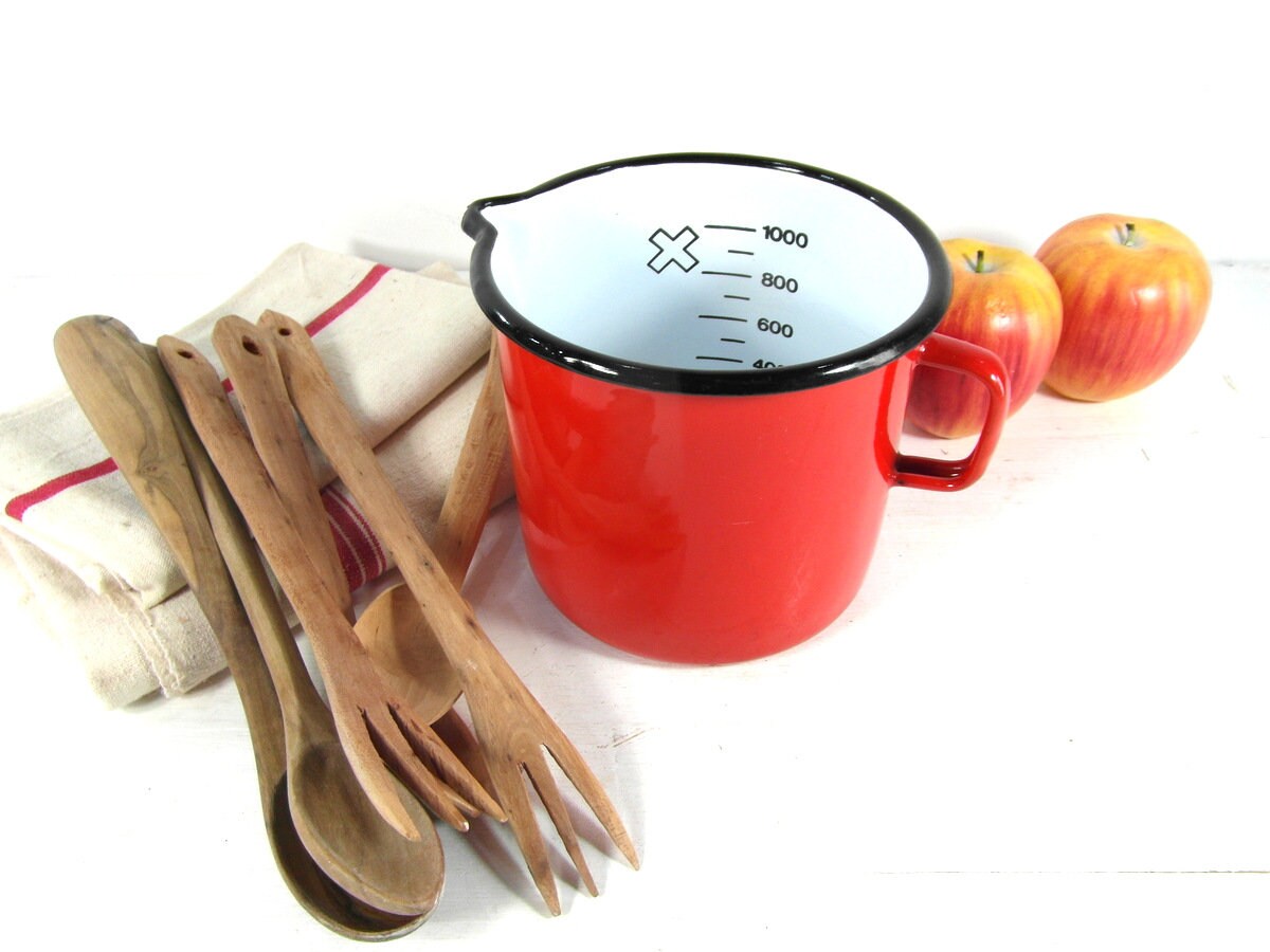 Mignon Petit Pichet Doseur, Émaillé Rouge, Vintage.