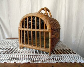 Huge discount on multiple buys. French vintage pet carrier basket.
