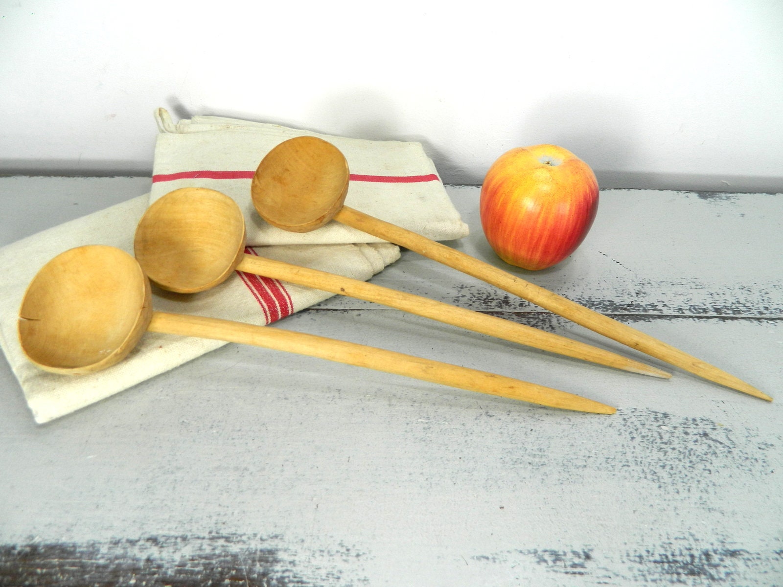 Ensemble de 3 Cuillères en Bois Sculptées à La Main