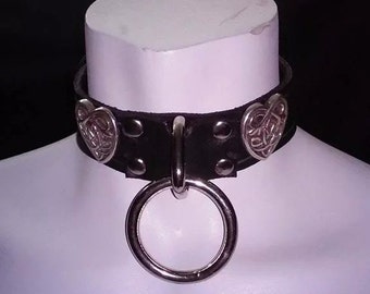 Double Celtic Heart Bondage Ring Leather Collar