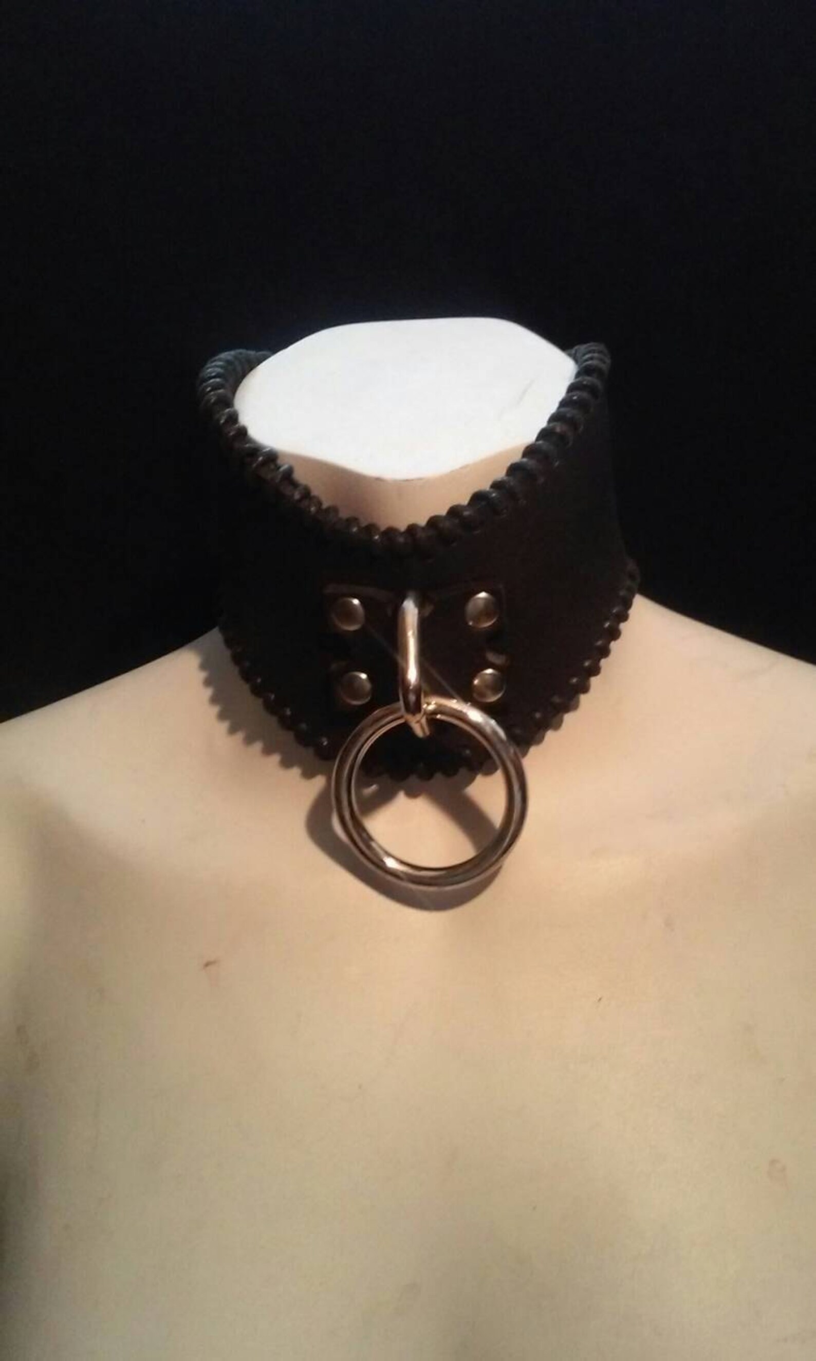 One Ring Black Leather Posture Collar - Etsy