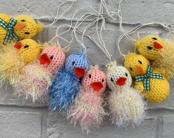 Knitted Easter chicks, hanging decoration , set of 2, Easter gift