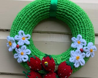 Knitted wreath, strawberries and daisies , door wreath, summer gift