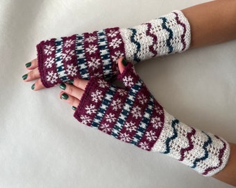 Knitted of ALPACA, wool and polyamide. Patterned colorful fingerless gloves, fingerless mittens, wrist warmers. COLORFUL. Handmade knitted.