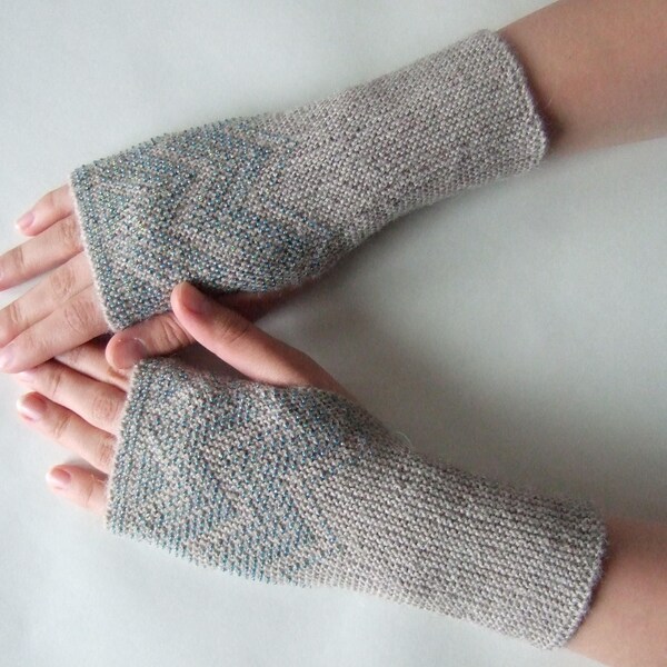 Beaded light BROWN fingerless gloves, wrist warmers, fingerless mittens. Soft, thin and warm. Knitted of ALPACA and blended wool. HANDMADE.
