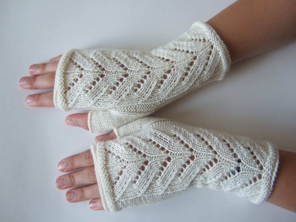 Knitted of 100 MERINO wool. Cream fingerless gloves wrist Etsy