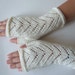 see more listings in the Fingerless gloves section