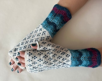 Knitted of ALPACA, wool and polyamide. Patterned colorful fingerless gloves, fingerless mittens, wrist warmers. COLORFUL. Handmade knitted.