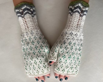 Knitted of ALPACA, wool and polyamide. Multicolor (cream, green, gray) fingerless gloves, fingerless mittens, wrist warmers. Handmade.