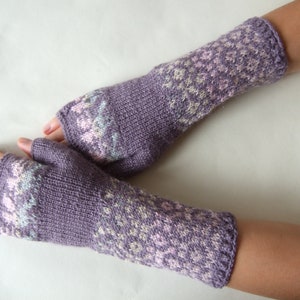 SALE: patterned colorful fingerless gloves, fingerless mittens, wrist warmers. Knitted of ALPACA, wool and polyamide. COLORFUL mittens.